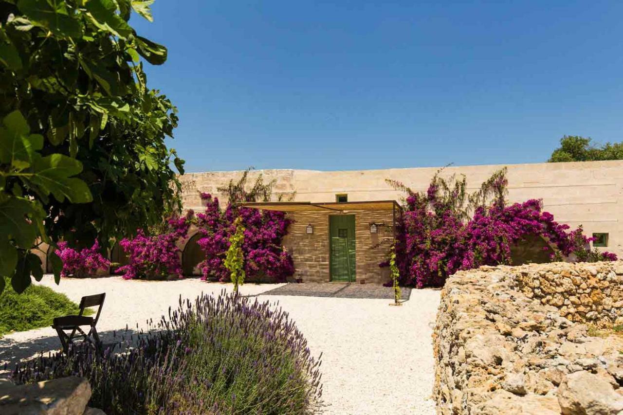 Masseria Celano Grottaglie Buitenkant foto