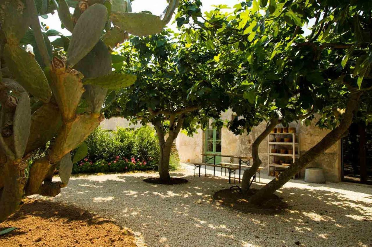 Masseria Celano Grottaglie Buitenkant foto